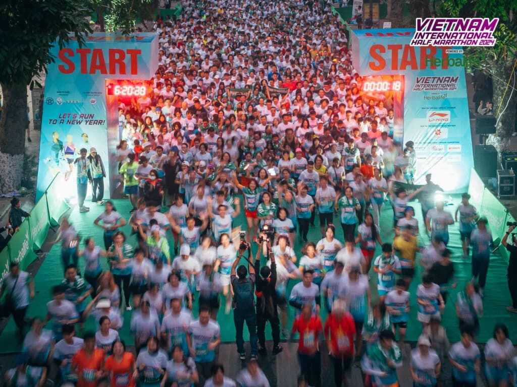 VIETNAM INTERNATIONAL HALF MARATHON 2023-2026 gallery image 5